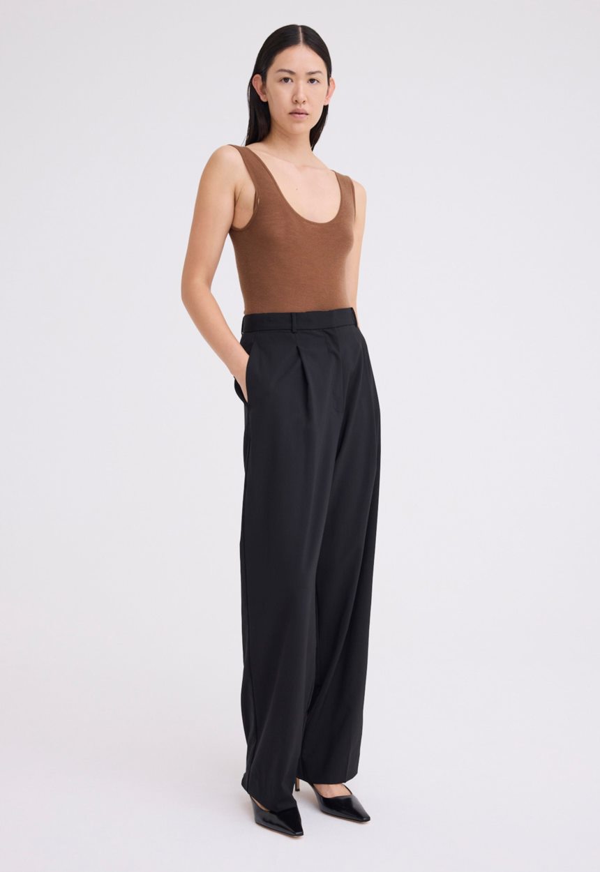 Jac + Jack Nisha Wool Pant - Black